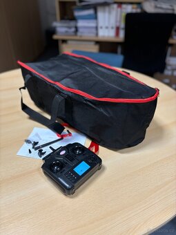 Tříkomorová černá loďka s GPS s baterií 12000mAh včetněObalu - 5