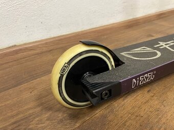 Freestyle koloběžka NKD Diesel V4 - 5