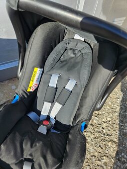 Autosedačka vajíčko + korbička Britax Romer - 5
