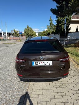 Superb kombi 2.0 TDI 140kW 4x4, DSG, 2017, Webasto - 5
