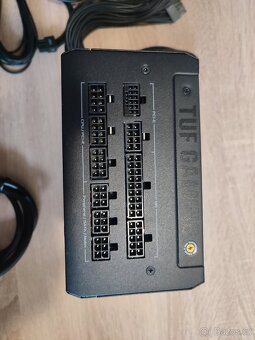 Zdroj Asus 1000 w. - 5