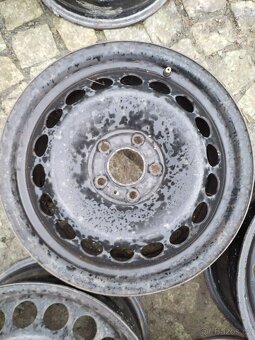 disky 5x112 R16 AUDI A4 + 205/60/16 zima - 5