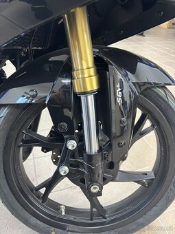 QJ motor SRK 125 R - 5