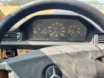 Mercedes w124 Combi 2.5D díly. - 5