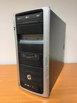 Prodej stolních počítačů - 5