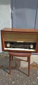 Staré radio Tesla - 5