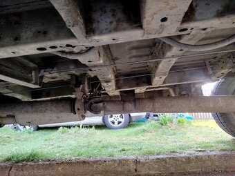 Ford tranzit 2.4 - 5