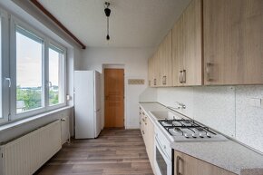 Krásný slunný byt 3+1, 68 m² s parkováním v centru - 5