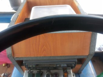 Zetor odkládací panel - 5