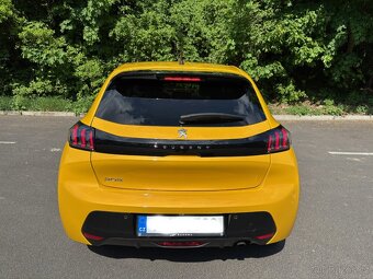 Peugeot 208 Allure 1.2; 2022 - 5