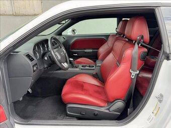 Dodge Challenger 5,7 V8,HEMI,280kW - 5