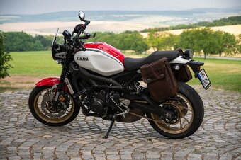 Yamaha XSR 900 - 5