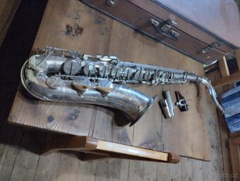 Starší saxofon Classic super Amati kraslice - 5
