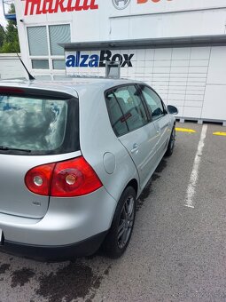 Volkswagen Golf 1.6 MPI - 5
