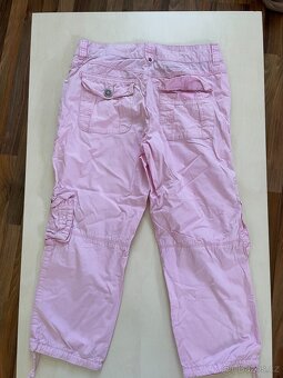 Růžové kraťasy / capri, chybí knoflík na kapse, vel S, Yessi - 5