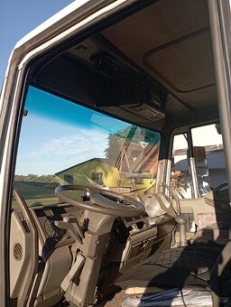 iveco nosič kontejnerů - 5