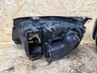 PŘEDNÍ SVĚTLA VW BORA - 5