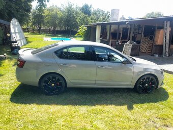 Škoda Octavia 3 RS,2.0 tdi, koupeno nové v ČR. - 5