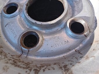 Plechové disky WV T4 6Jx15H2 - 5