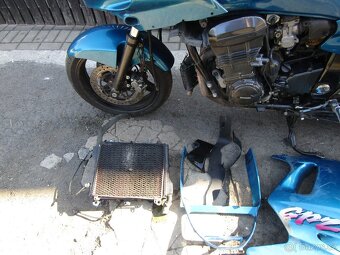 kawasaki gpz 1100 - 5