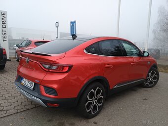 Renault Arkana Intens E-Tech 145 - pěkný stav - 5