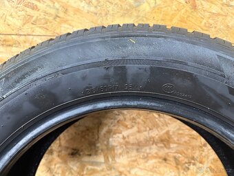 2 KUSY ZIMNÍCH PNEU 215/60 R17 96V HANKOOK DOT 2021 - 5