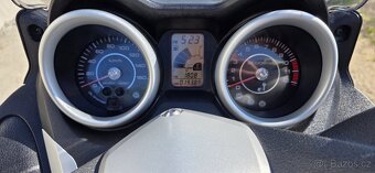 Yamaha x-max 125 2013 - 5