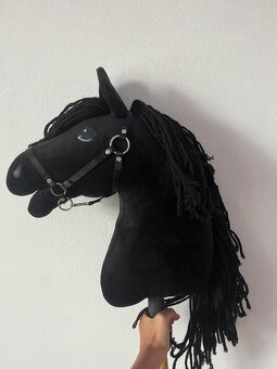 Hobby horse "Maximus" cerny zn. LarDen - 5