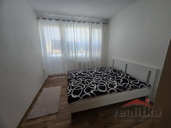 Pronájem bytu 3+1 s lodžii, Opava, ul. Slámova - 5