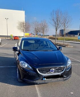 Volvo v40 - 5