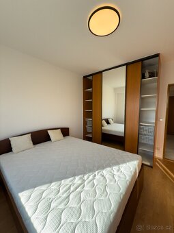 Kompletně vybavený byt 2+1 (46,5 m²) po část. rekonstrukci - 5