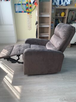 Křeslo s relaxační funkci š: 72cm h: 100cm v: 95cm - 5