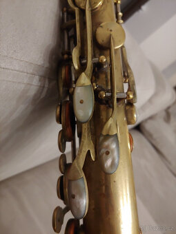 Tenorový saxofon King Super 20 Series I z roku 1946 - 5