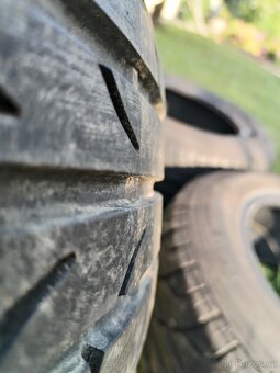 Prodám sadu letních pneu 195/60 R15 - 5
