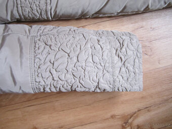 Zimní béžový kabát, zdobený, M/L, výborný stav - 5