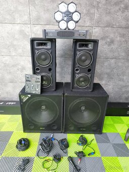 Sestava reproduktorů a zesilovače - 5