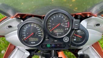 Yamaha 1000 FZS - 5