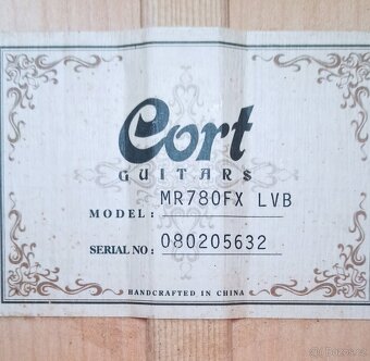 Predam el.ak. gitaru Cort MR780FX. - 5
