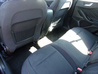PRODÁM Ford Focus 1.0 EcoBoost ST-Line 1.maj. - 5