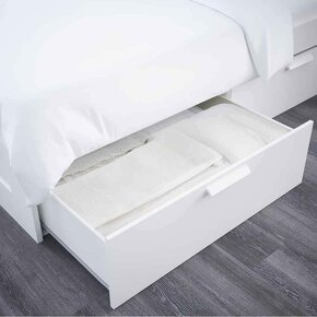 IKEA bílá postel + čelo + rošty - 5