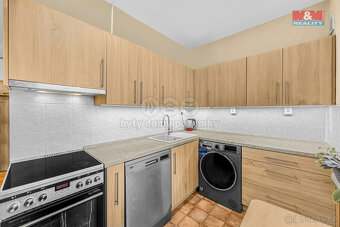 Prodej bytu 2+1, 61 m², Broumov, ul. U Větrolamu - 5