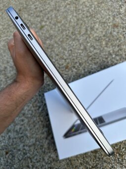 MacBook Pro 13, touch BAR, 500GB SSD - 5