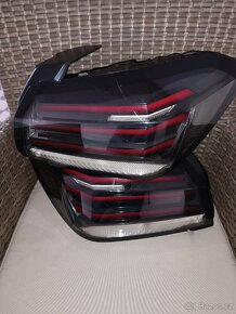 Prodám na Peugeot 208 zadní LED světla, L+P ,mod.24, nová - 5