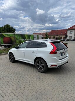 Volvo XC60, 2,4 D5  R-DESING 158kW - 5