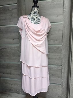 Růžové šifonové šaty vel. 48 - 5