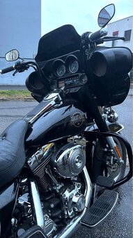 Harley - Davidson, černá Electra Glide Classic 88´ inch. - 5