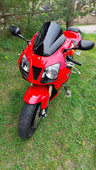 HONDA VTR 1000 SP1 - 5