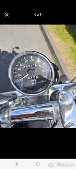 Suzuki Intruder VS 800 - 5