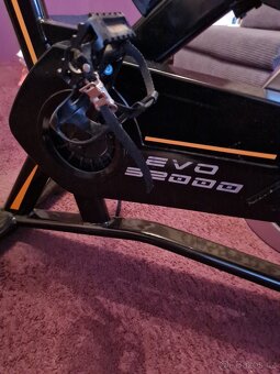 Cyklotrenažér BH Fitness EVO S2000 - 5