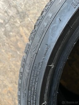 Dvě zimni 225 40 18 - 5